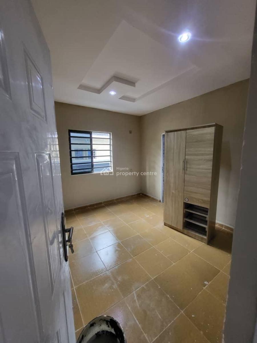 Newly Built 3 Bedrooms Bungalow Home + Bq & Security Post on 500 Sqm, Olofa Royal Estate, Elebu Off Akala Expressway, Ibadan, Oyo, Detached Bungalow for Sale