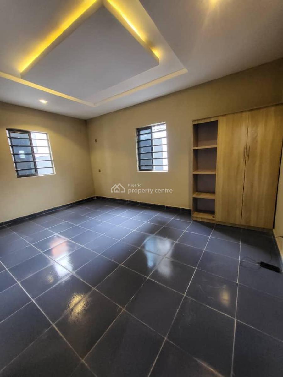Newly Built 3 Bedrooms Bungalow Home + Bq & Security Post on 500 Sqm, Olofa Royal Estate, Elebu Off Akala Expressway, Ibadan, Oyo, Detached Bungalow for Sale