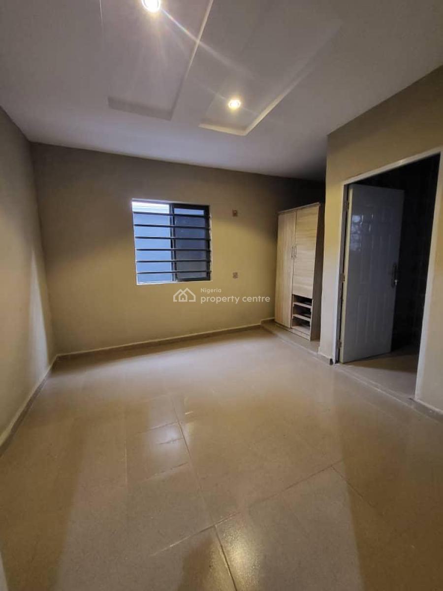 Newly Built 3 Bedrooms Bungalow Home + Bq & Security Post on 500 Sqm, Olofa Royal Estate, Elebu Off Akala Expressway, Ibadan, Oyo, Detached Bungalow for Sale