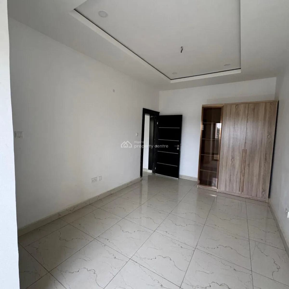 Newly Built & Exquisitely Finished 5-unit 4-bedroom Terrace Building, Guzape District, Abuja, Terraced Duplex for Rent
