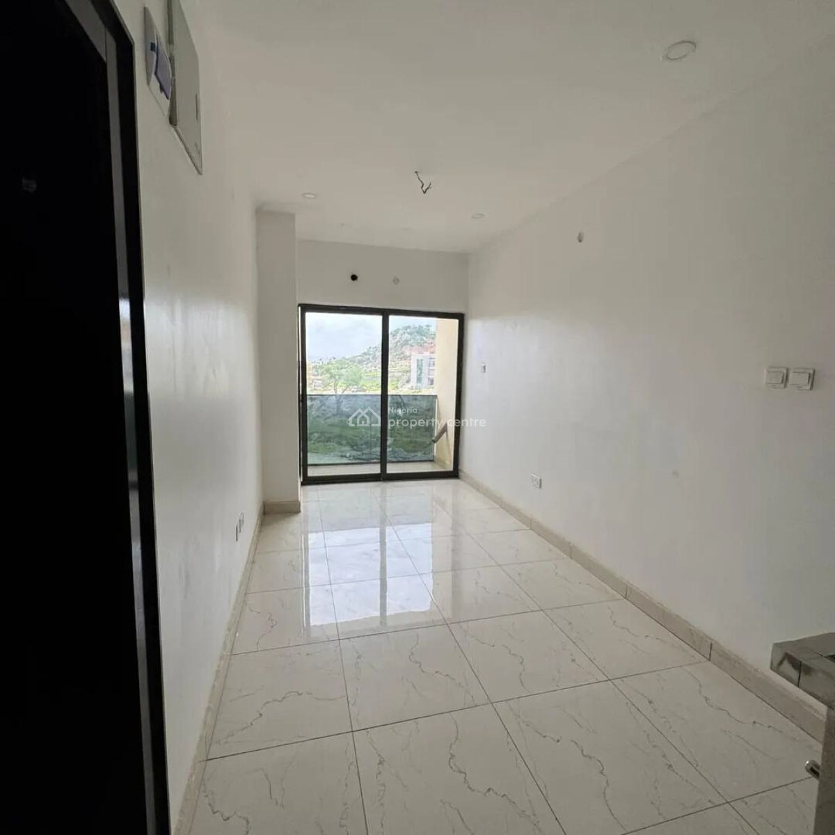 Newly Built & Exquisitely Finished 5-unit 4-bedroom Terrace Building, Guzape District, Abuja, Terraced Duplex for Rent