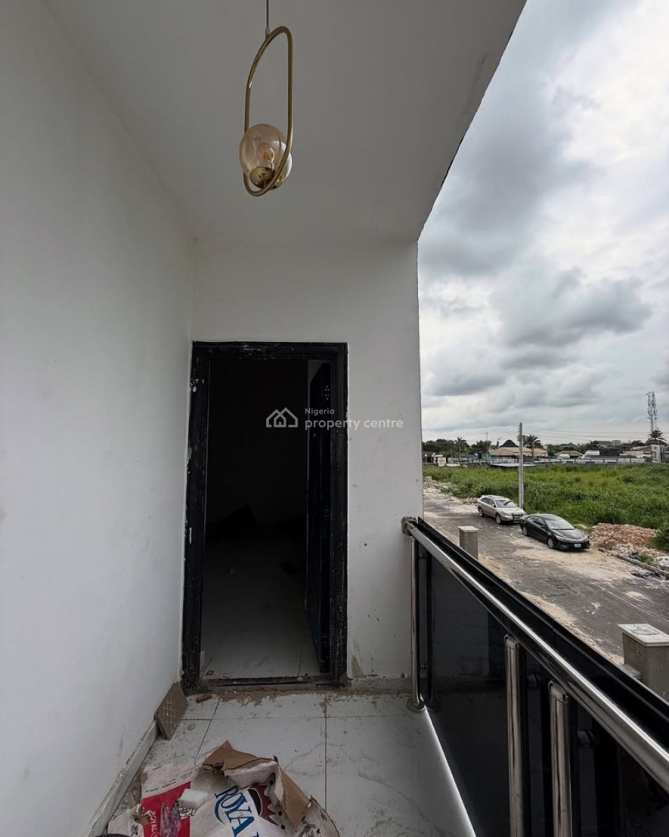 Bedroom Semi Detached Duplex Wt  1 Room Service Quarters, Gold Town Estate Rumuodomaya Port Harcourt, Port Harcourt, Rivers, Semi-detached Duplex for Sale