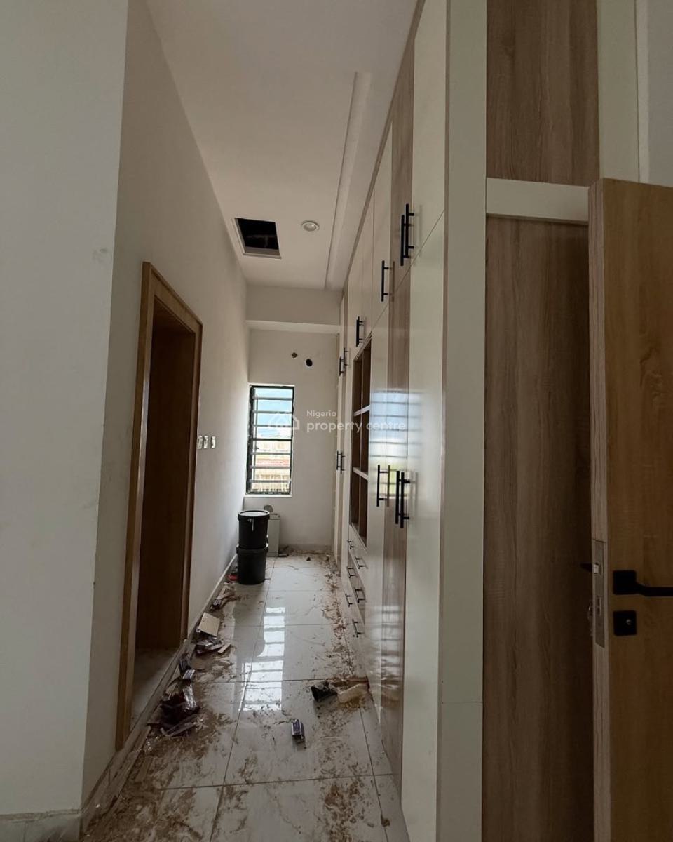 Bedroom Semi Detached Duplex Wt  1 Room Service Quarters, Gold Town Estate Rumuodomaya Port Harcourt, Port Harcourt, Rivers, Semi-detached Duplex for Sale