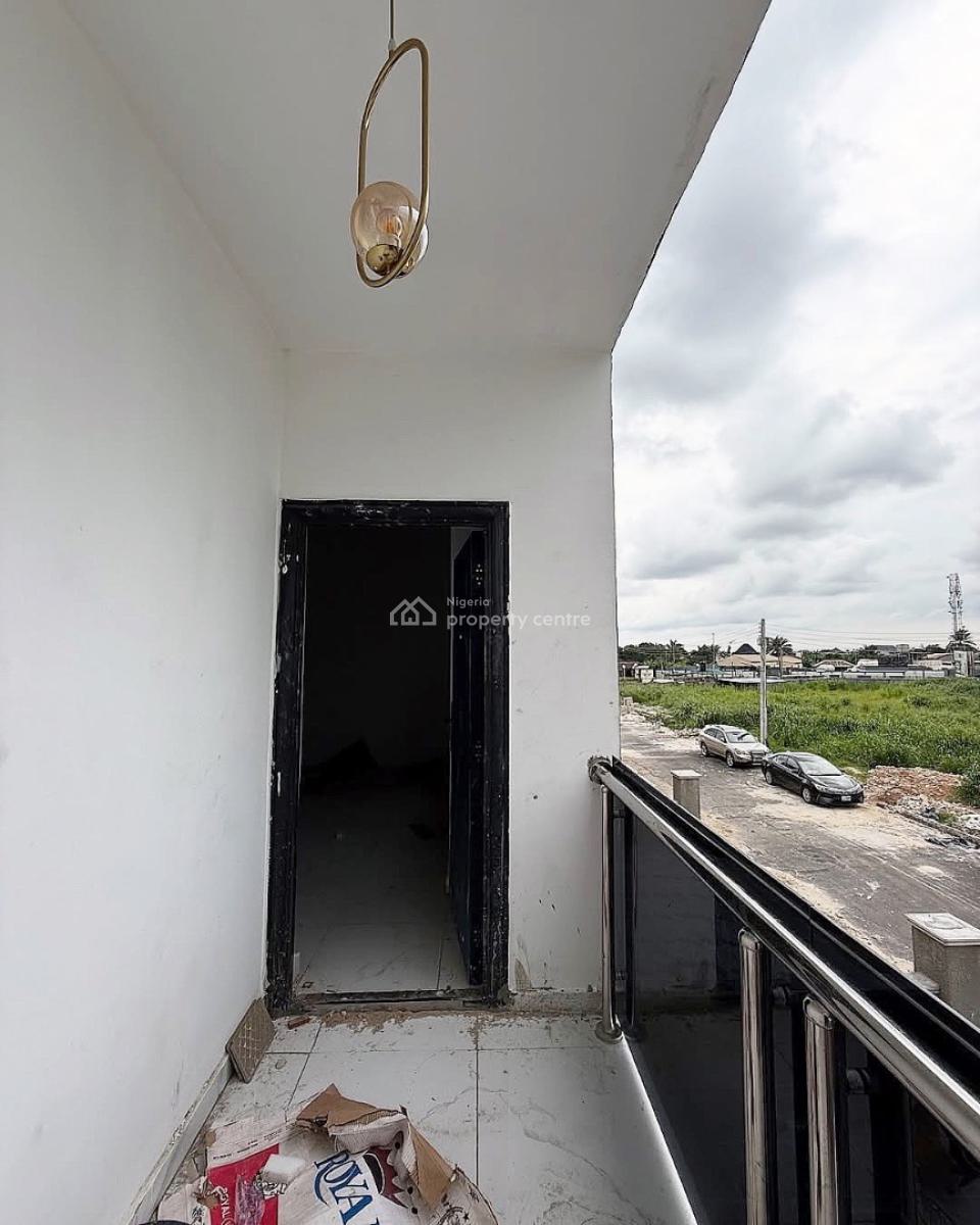 Bedroom Semi Detached Duplex Wt  1 Room Service Quarters, Gold Town Estate Rumuodomaya Port Harcourt, Port Harcourt, Rivers, Semi-detached Duplex for Sale