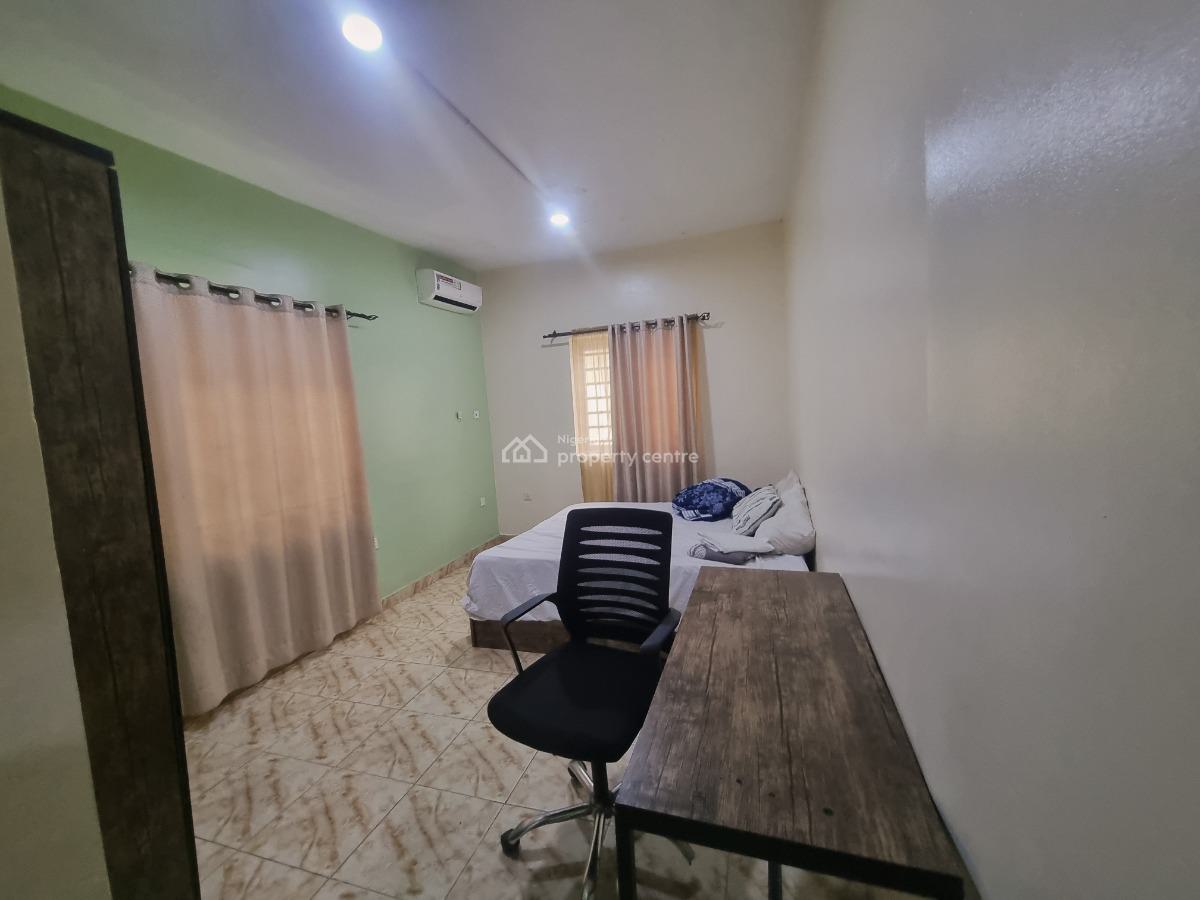 Luxury 2 Bedroom Fully Serviced Apartment, Off Oja Opebi, Ikeja, Lagos, House Short Let