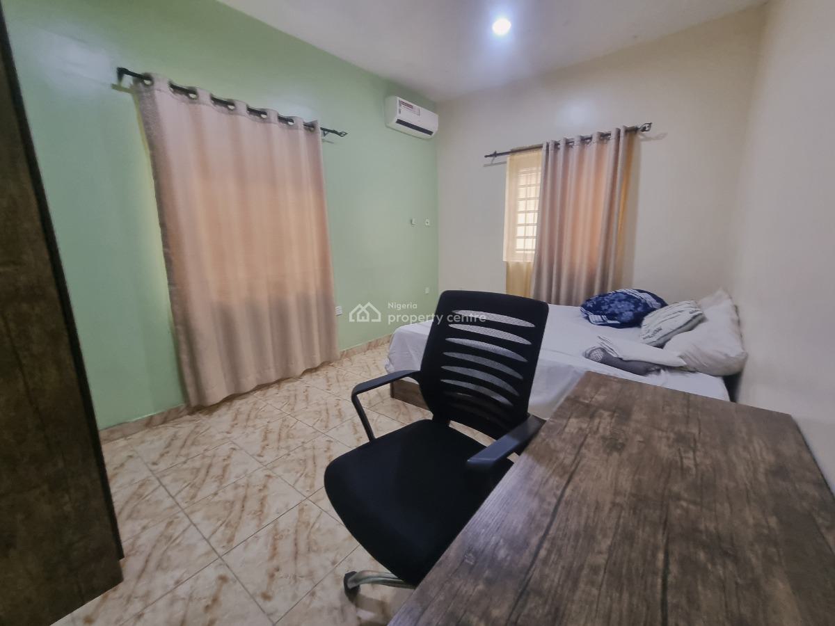 Luxury 2 Bedroom Fully Serviced Apartment, Off Oja Opebi, Ikeja, Lagos, House Short Let