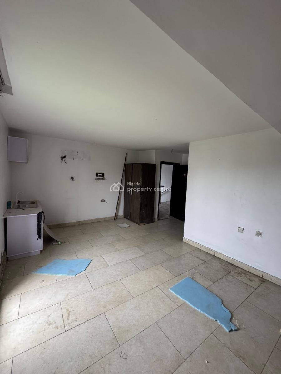 Self Contain, Chevy View Estate, Lekki Expressway, Lekki, Lagos, Self Contain (single Rooms) for Rent