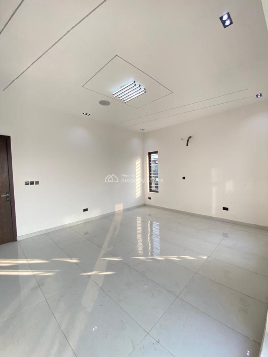 Contemporary 5 Detached Duplex with Swimming Pool, in a Prestigious Estate, Ajah, Lagos, Detached Duplex for Sale