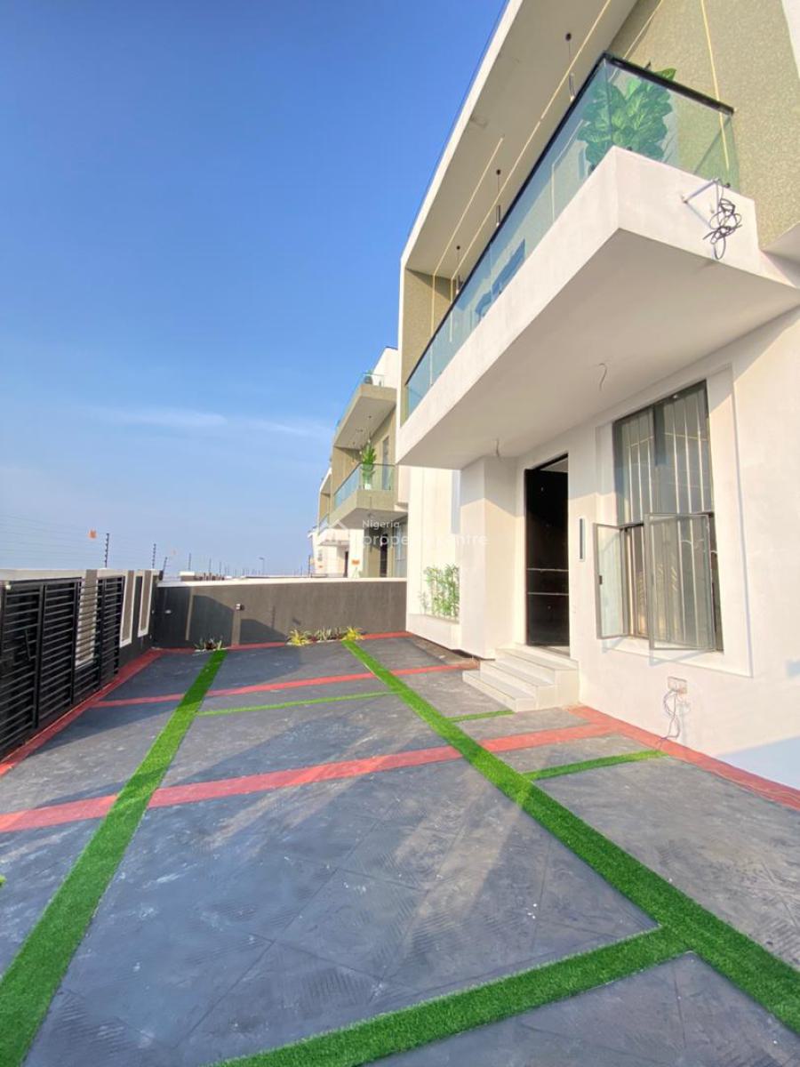 Contemporary 5 Detached Duplex with Swimming Pool, in a Prestigious Estate, Ajah, Lagos, Detached Duplex for Sale