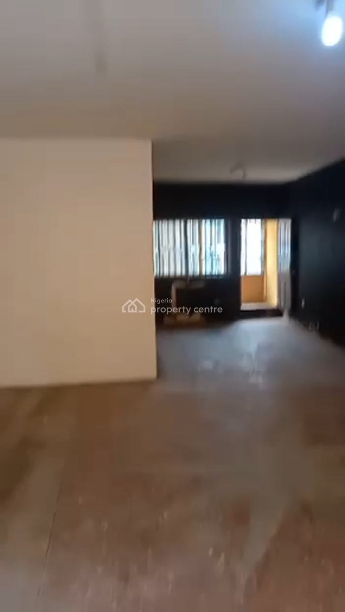 Standard and Spacious 3 Bedroom Flat, Medina Estate, Medina, Gbagada, Lagos, Flat / Apartment for Rent
