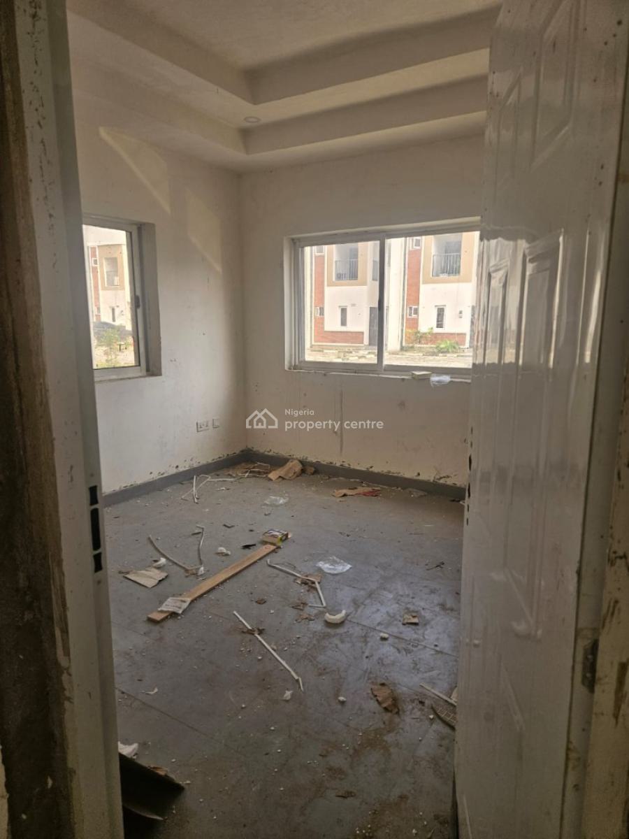 2bedroom .... More Pics Available, Abraham Adesanya Estate, Ajah, Lagos, Flat / Apartment for Rent