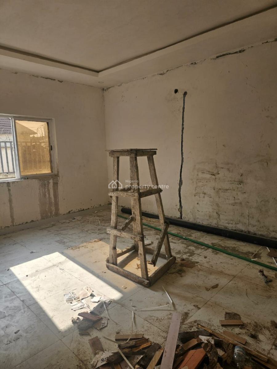 2bedroom .... More Pics Available, Abraham Adesanya Estate, Ajah, Lagos, Flat / Apartment for Rent