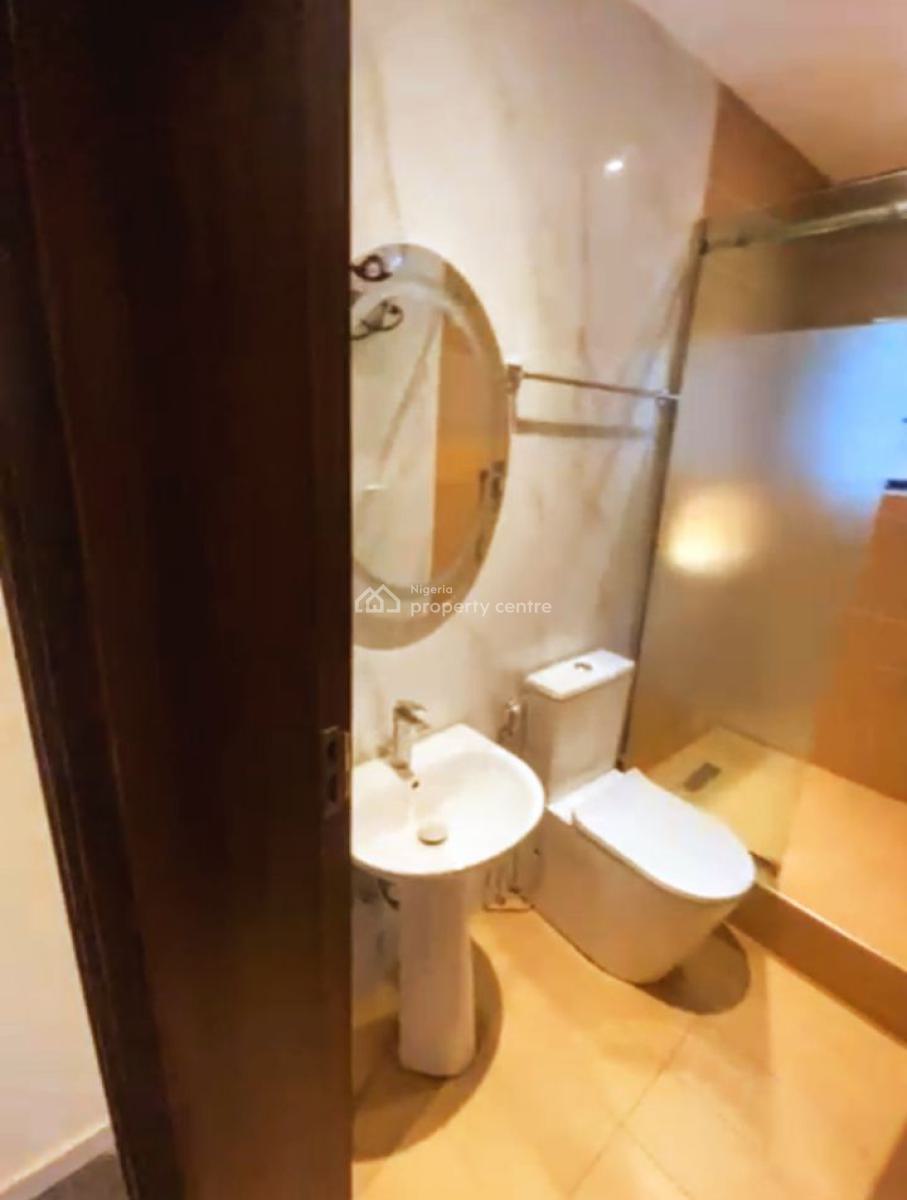 Stunning 1-bedroom Mini Flat, Lekki Phase 1, Lekki, Lagos, Mini Flat (room and Parlour) for Rent