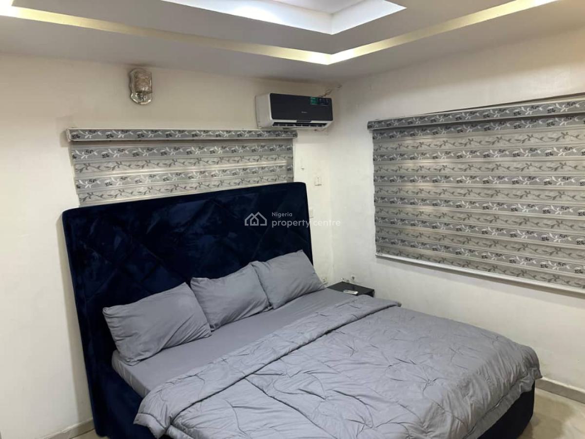 2 Bedroom Fully Serviced Apartment, Off Oluwaleyinmi, Allen, Ikeja, Lagos, House Short Let