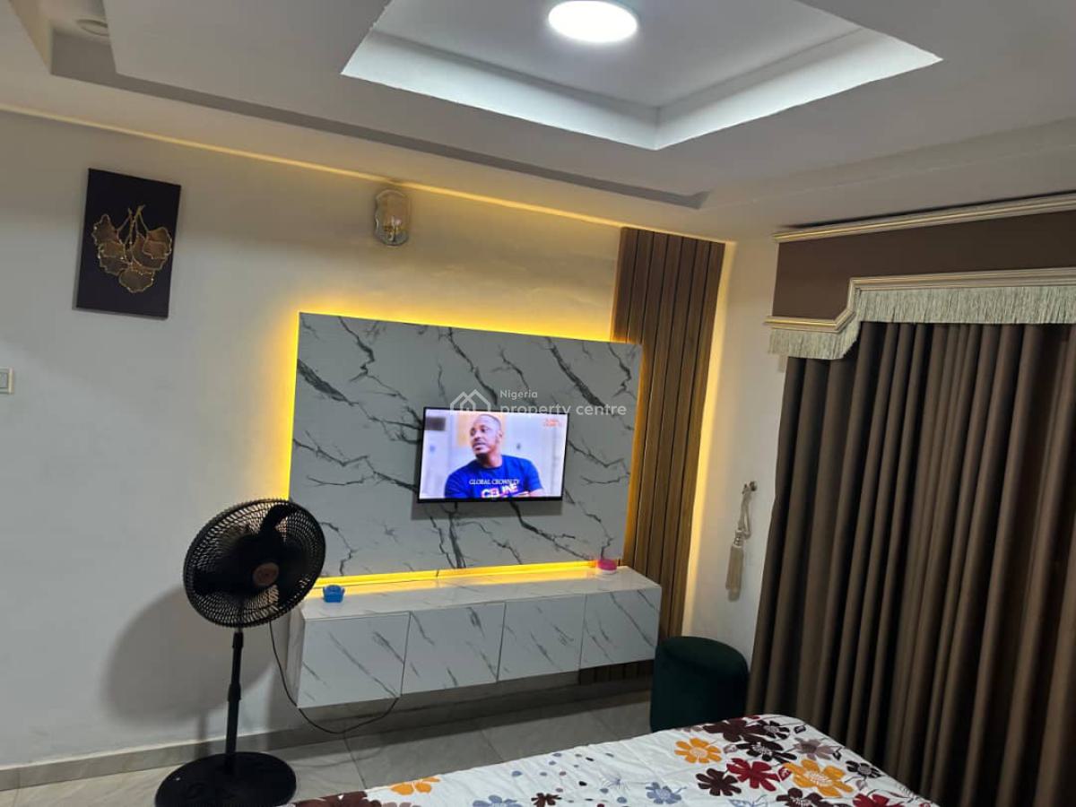 2 Bedroom Fully Serviced Apartment, Off Oluwaleyinmi, Allen, Ikeja, Lagos, House Short Let