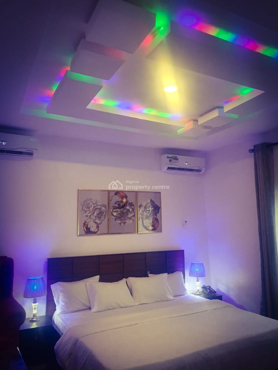 Commercial Standard 11rooms  Hotel in a Good Location, By Chevron, Lekki, Lagos, Hotel / Guest House for Sale