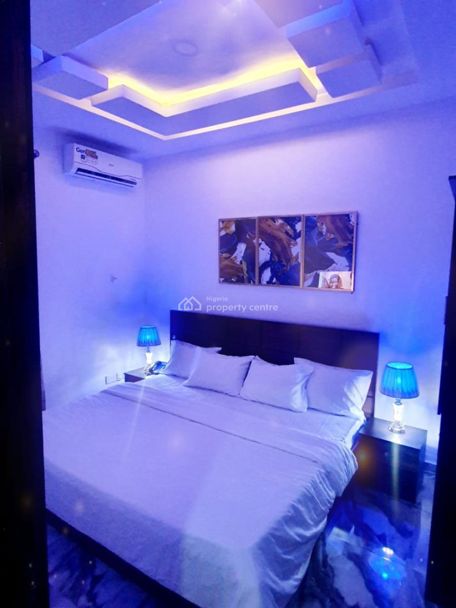 Commercial Standard 11rooms  Hotel in a Good Location, By Chevron, Lekki, Lagos, Hotel / Guest House for Sale