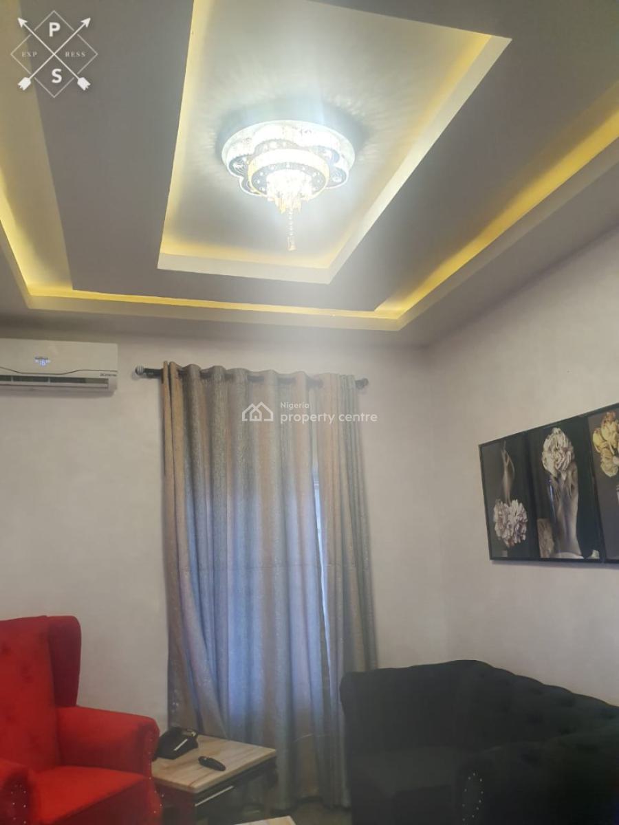 Commercial Standard 11rooms  Hotel in a Good Location, By Chevron, Lekki, Lagos, Hotel / Guest House for Sale