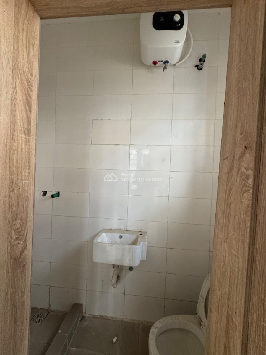 Fully Service Nice 3 Bedroom Duplex Terrace 24 Hours Light, Harris Drive Lekki, Lekki, Lagos, Terraced Duplex for Rent