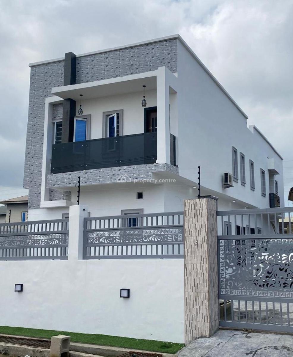 Nicely Furnished 2 Bedroom Flat in a Gated Estate, Silver Point Estate,badore Ajah, Badore, Ajah, Lagos, Flat / Apartment for Rent