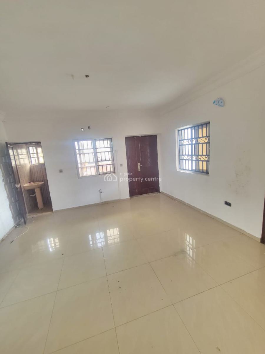 Sharp and Clean 3bedroom Terrace Duplex, Seaside, Ajah, Lagos, Flat / Apartment for Rent