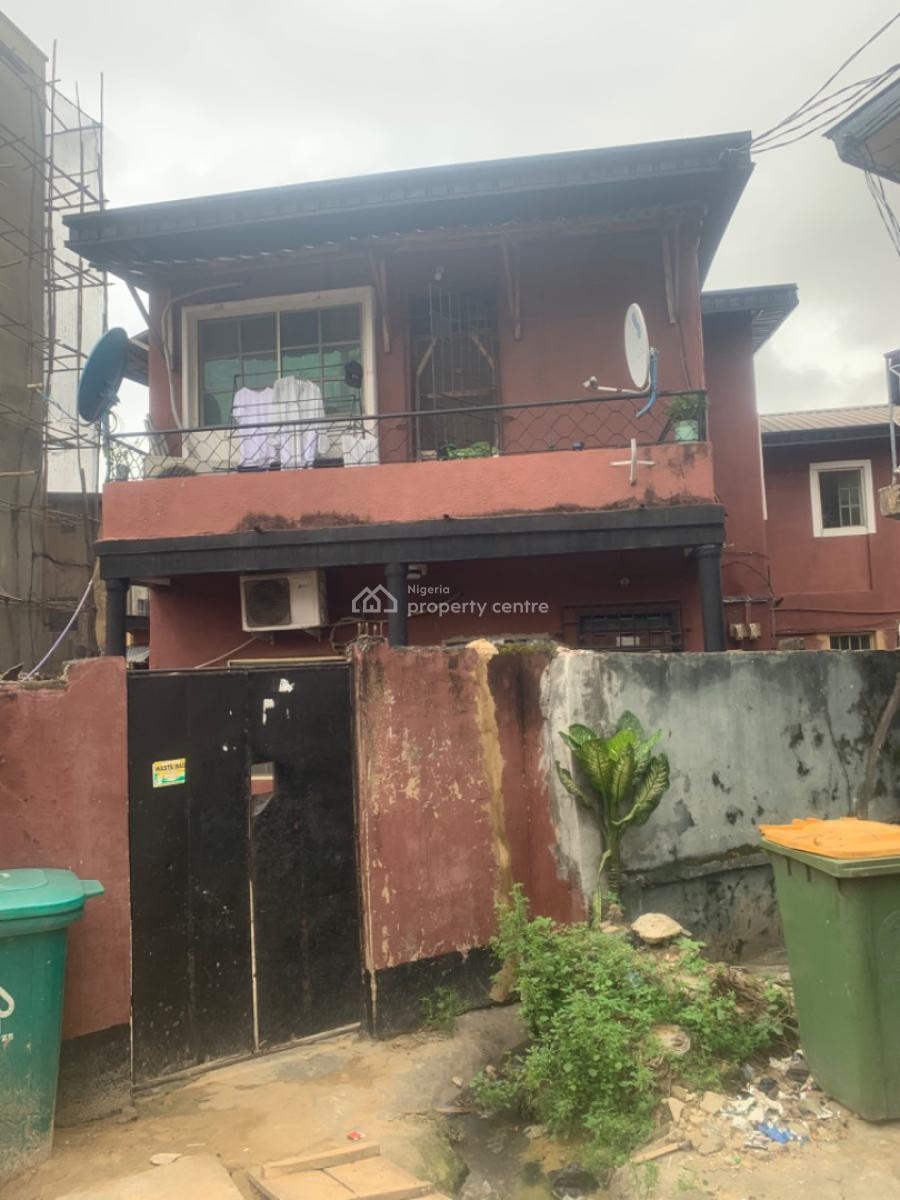 Newly Renovated 3 Bedroom Ground Floor Flat, Akobi Crescent/ Surulere/ Lagos, Surulere, Lagos, Flat / Apartment for Rent