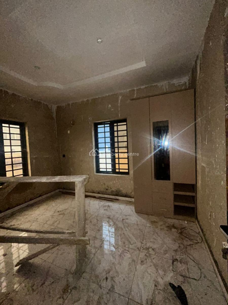 2bedroom  Up Flat 4.2m  Ground Floor 4m   Inside Greenwich Gardens, Kosofe, Lagos, Flat / Apartment for Rent
