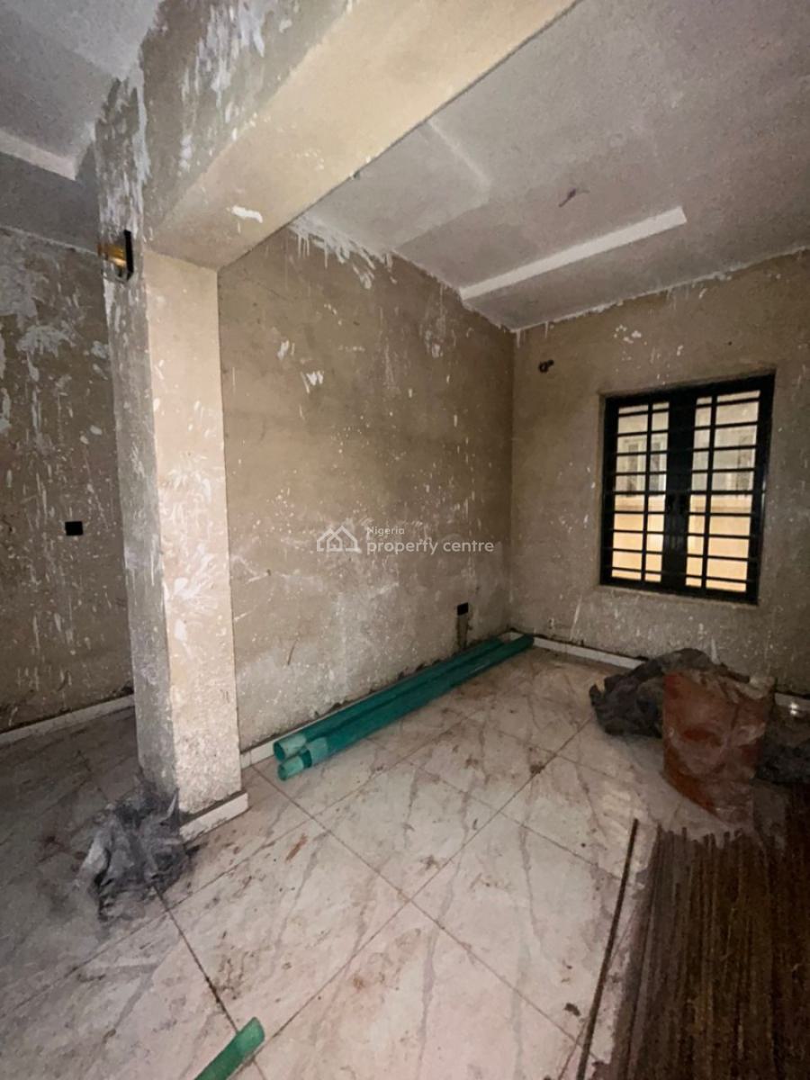 2bedroom  Up Flat 4.2m  Ground Floor 4m   Inside Greenwich Gardens, Kosofe, Lagos, Flat / Apartment for Rent