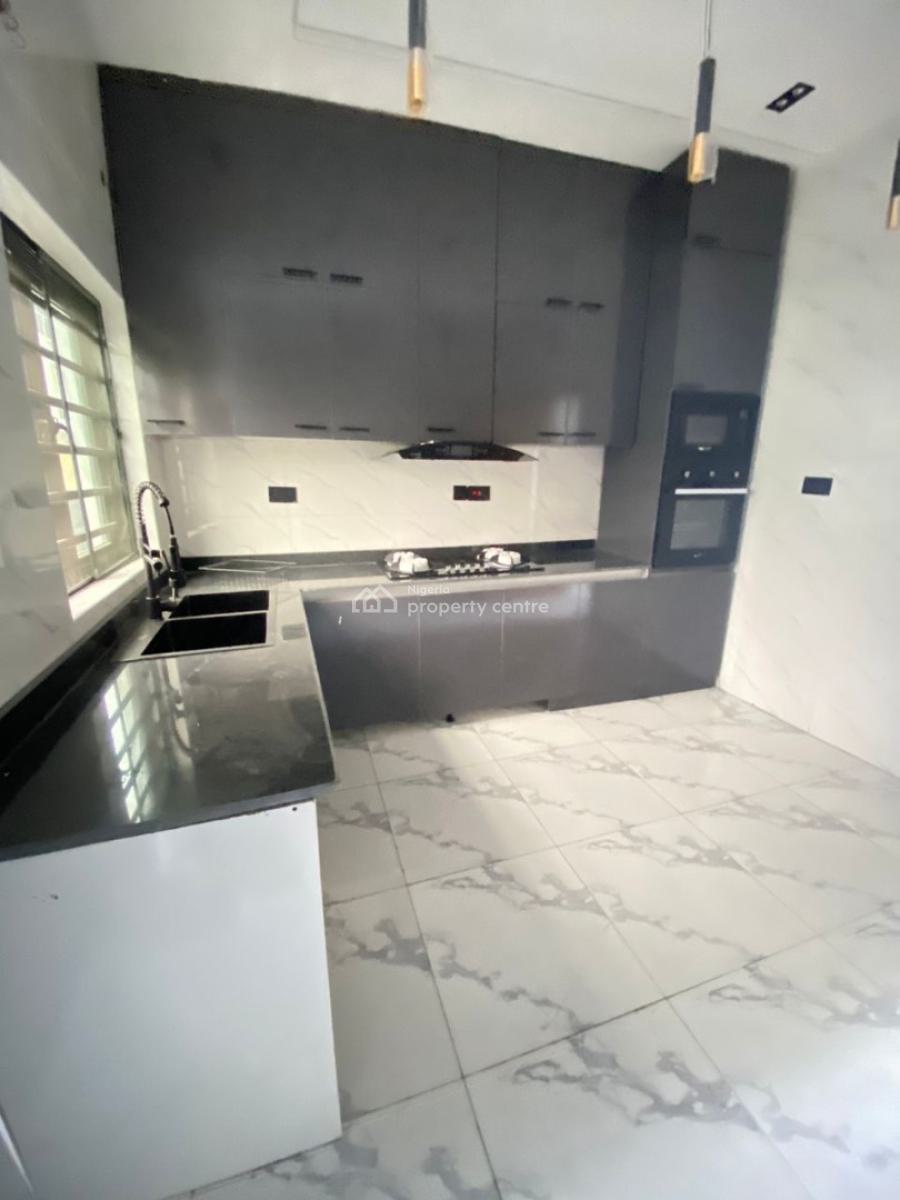 4 Bedroom Terrace Duplex in an Estate, Ajah, Lagos, Terraced Duplex for Sale