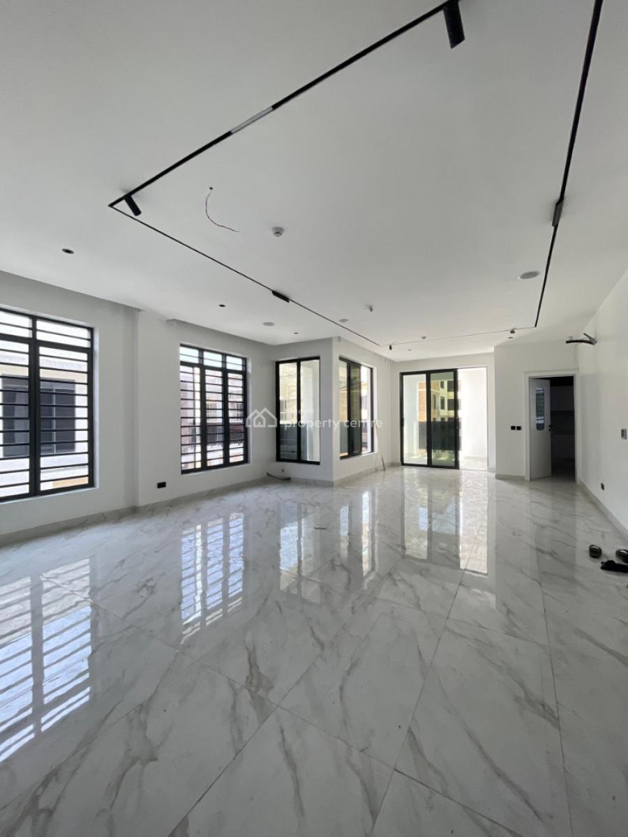 4 Bedroom Penthouse Apartment with a Private Elevator, Lekki Phase 1, Lekki, Lagos, Flat / Apartment for Sale