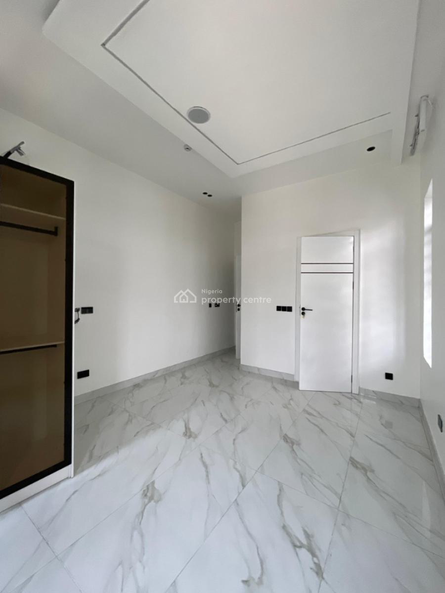 4 Bedroom Penthouse Apartment with a Private Elevator, Lekki Phase 1, Lekki, Lagos, Flat / Apartment for Sale