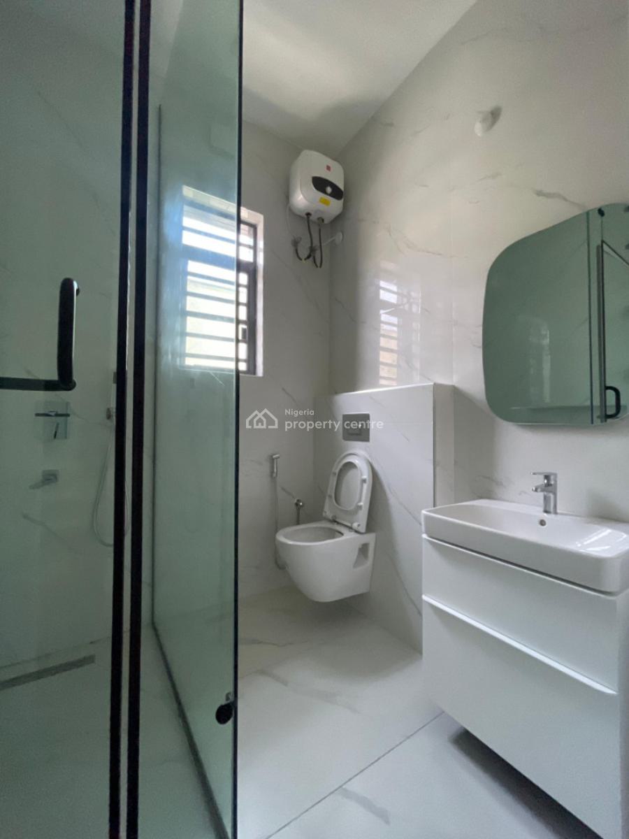 4 Bedroom Penthouse Apartment with a Private Elevator, Lekki Phase 1, Lekki, Lagos, Flat / Apartment for Sale