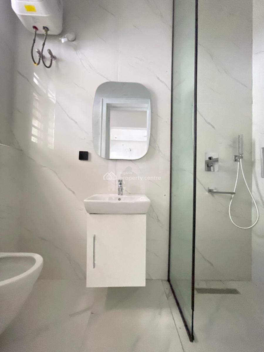 4 Bedroom Penthouse Apartment with a Private Elevator, Lekki Phase 1, Lekki, Lagos, Flat / Apartment for Sale