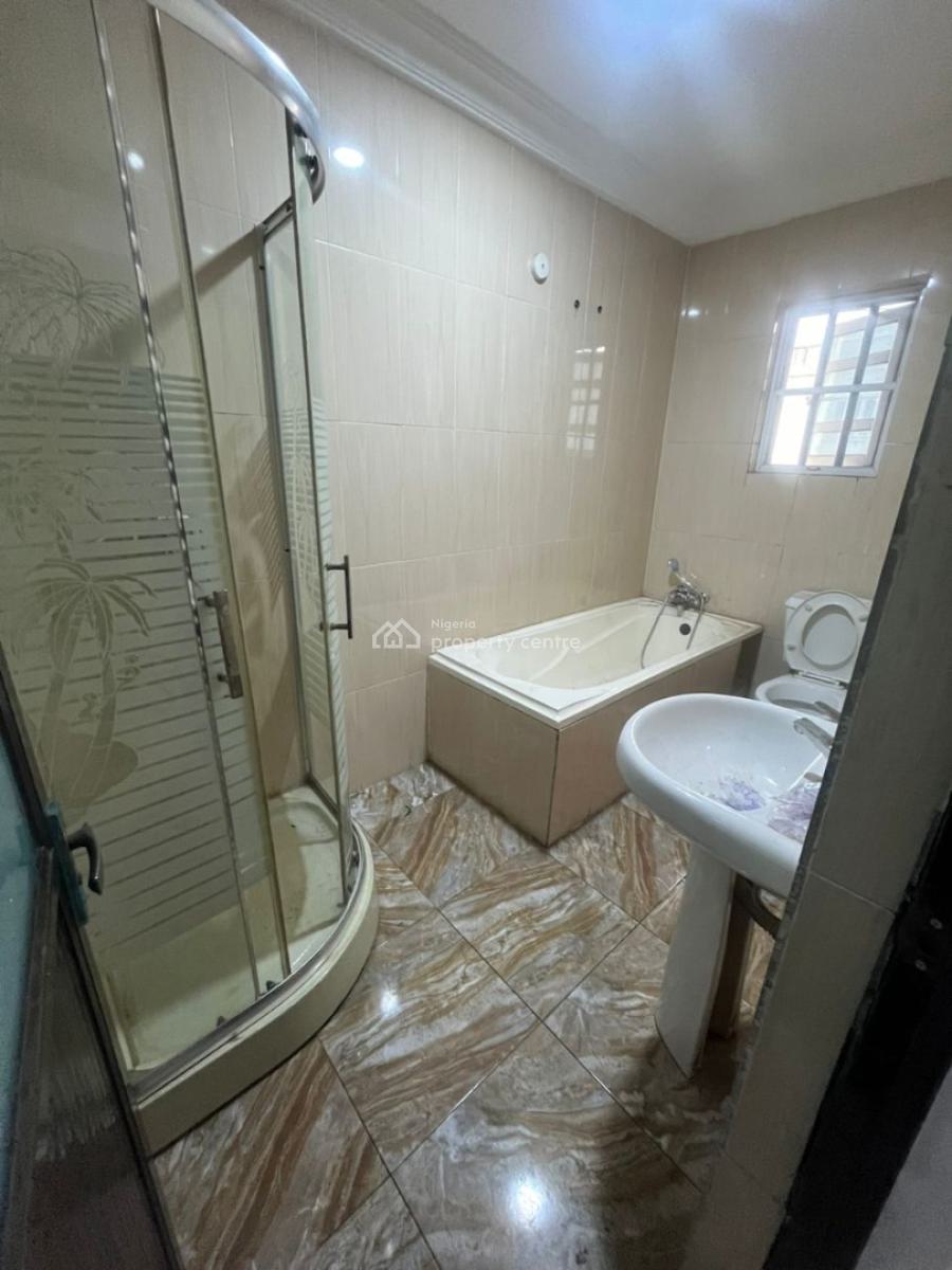 Massive Masters Room in a Shared Apartment, Mobil Road, Ajah, Lagos, Self Contain (single Rooms) for Rent