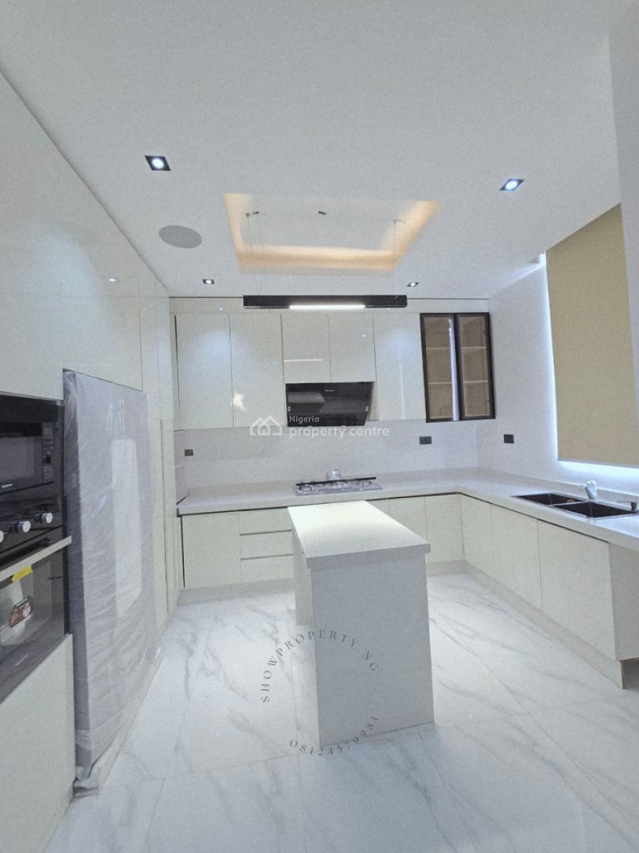 Furnished 2 Bedrooms Apartment, Beside Periwinkle Estate, Lekki Phase 1, Lekki, Lagos, Flat / Apartment for Sale
