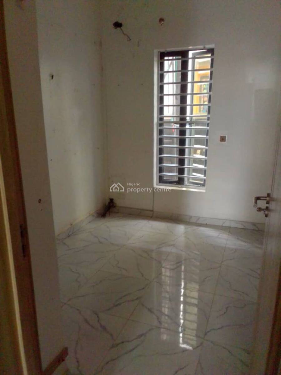 Facing Major Road 4 Bedrom Duplex Semi Detached with Bq Self Compound, Chevron Alternatives Lekki, Lekki, Lagos, Semi-detached Duplex for Rent