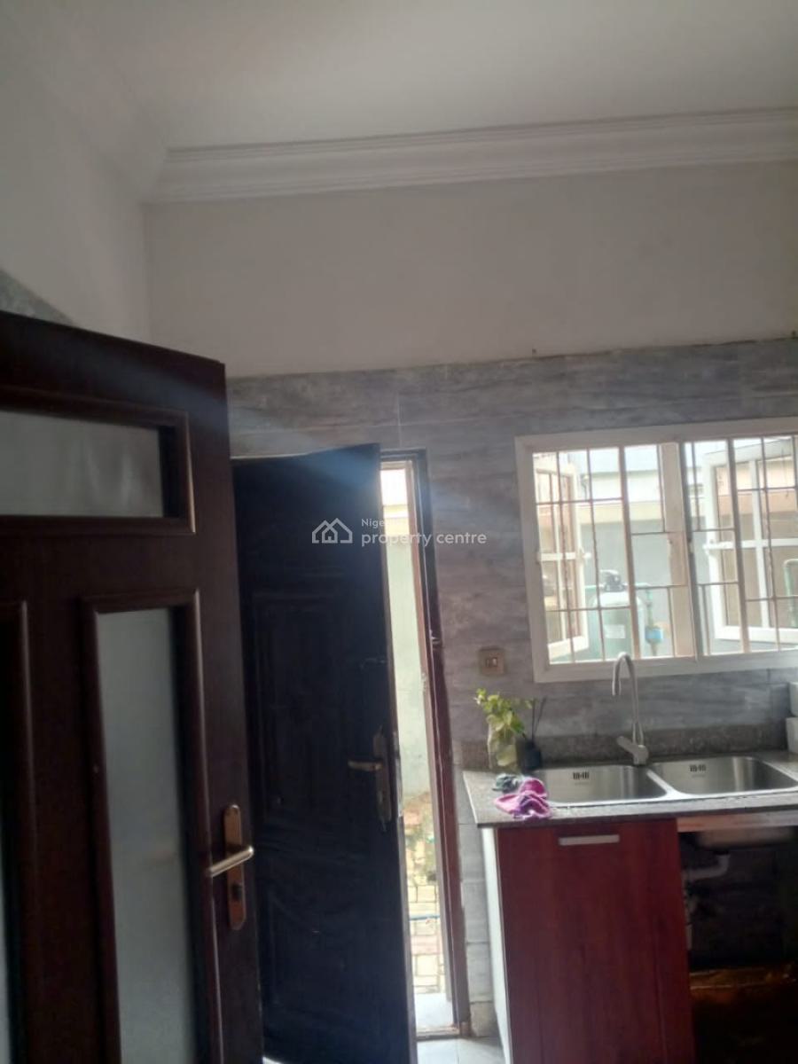 a Decent Well Maintained 3 Bedroom Flat, Estate, Ogudu, Lagos, Flat / Apartment for Rent
