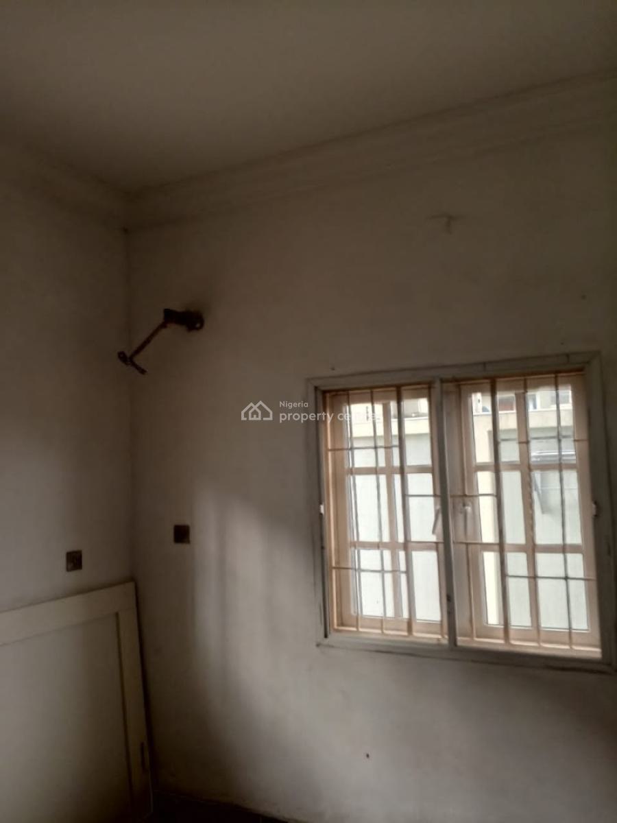 a Decent Well Maintained 3 Bedroom Flat, Estate, Ogudu, Lagos, Flat / Apartment for Rent