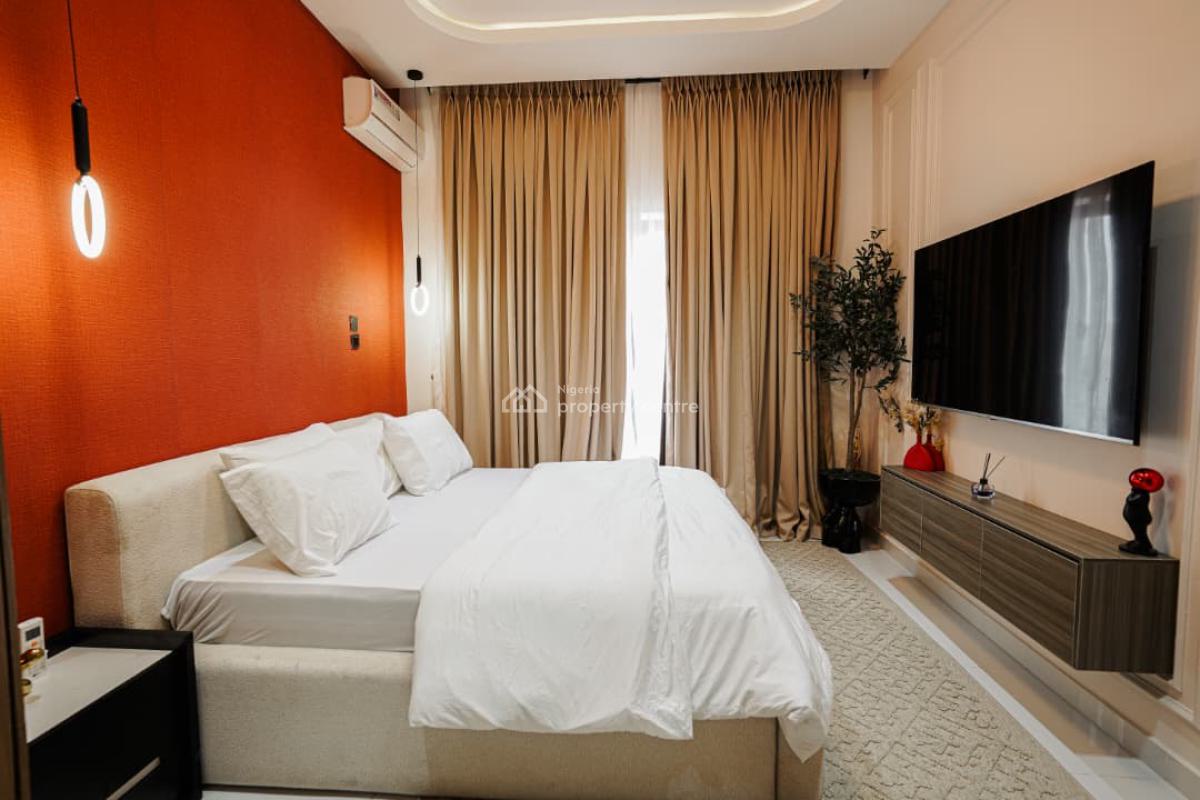 4 Bedroom Mordern Apartment, Lekki Phase 1, Lekki, Lagos, Flat / Apartment Short Let