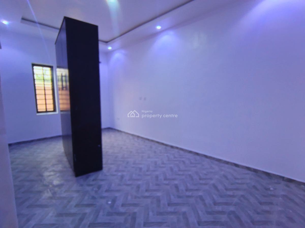 Room and Parlor, Elepe Ijede Road, Ikorodu, Lagos, Mini Flat (room and Parlour) for Rent