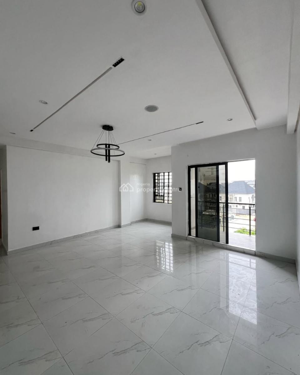 2 Bedroom Apartment Available, Ologolo, Lekki, Lagos, Flat / Apartment for Rent