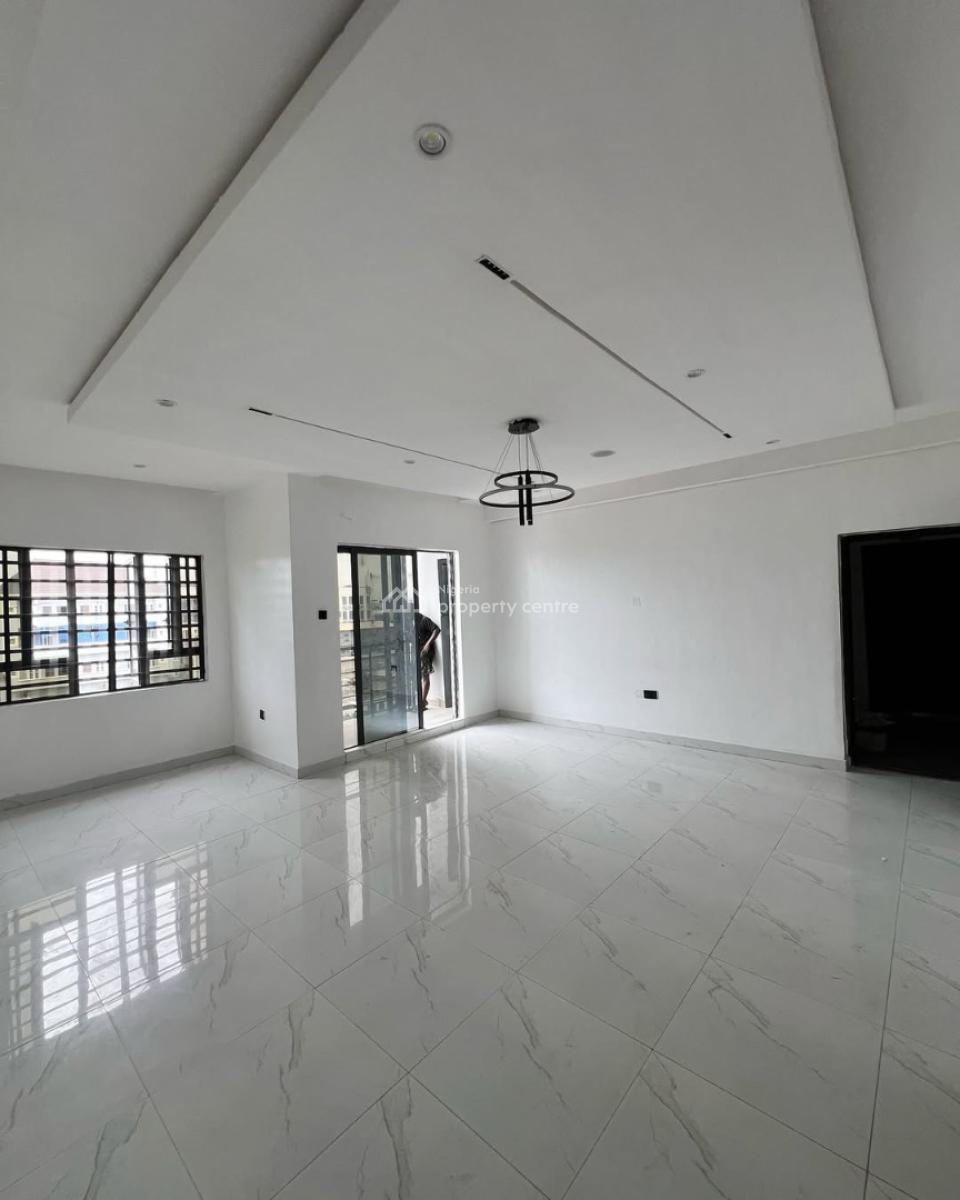 2 Bedroom Apartment Available, Ologolo, Lekki, Lagos, Flat / Apartment for Rent