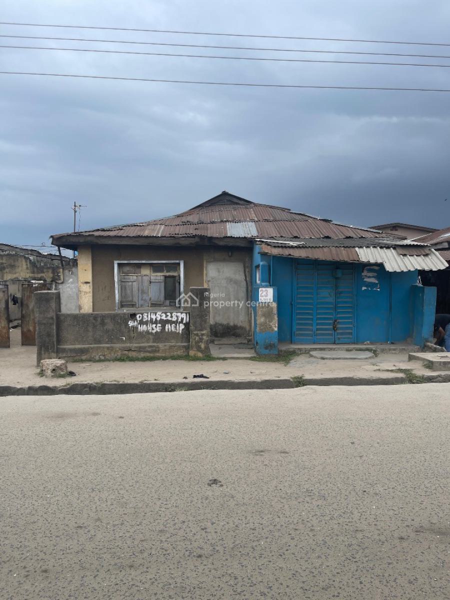 Buy and Develop Bungalow Suitable for Commercial and Residential, Itire Mushin, Itire, Lagos, Mixed-use Land for Sale