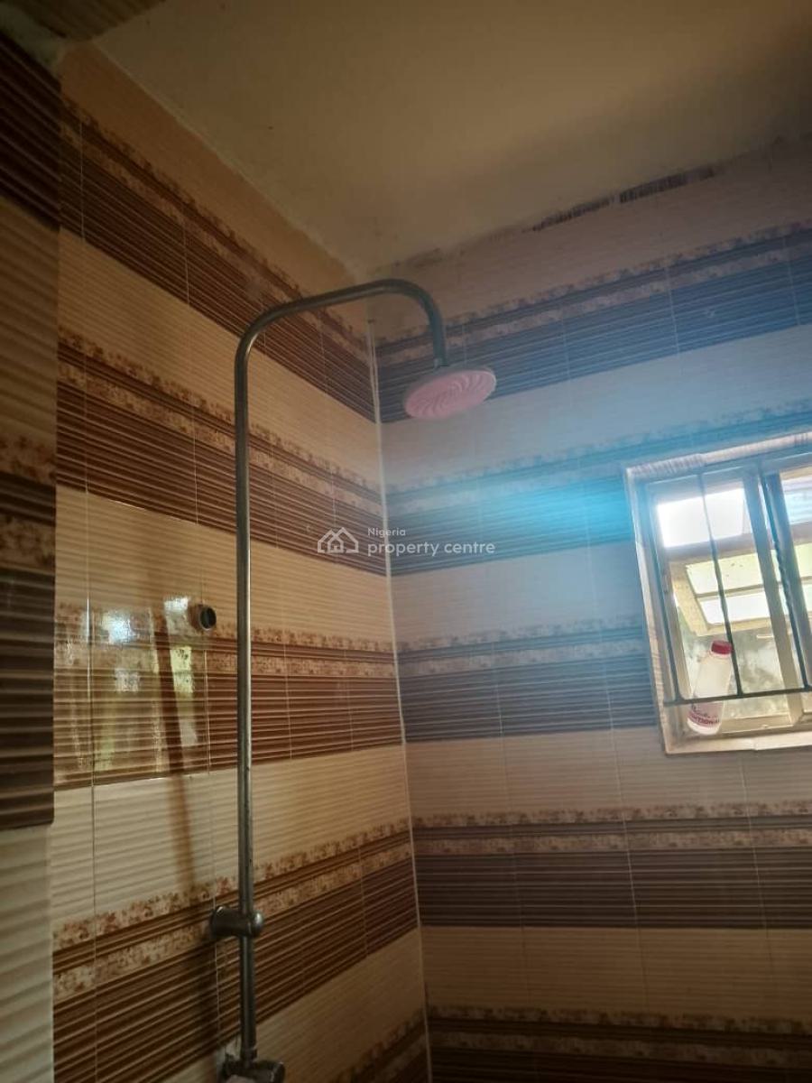 a Clean 2 Bedroom Apartment, Lucky Fiber Road, Ikorodu, Lagos, Flat / Apartment for Rent