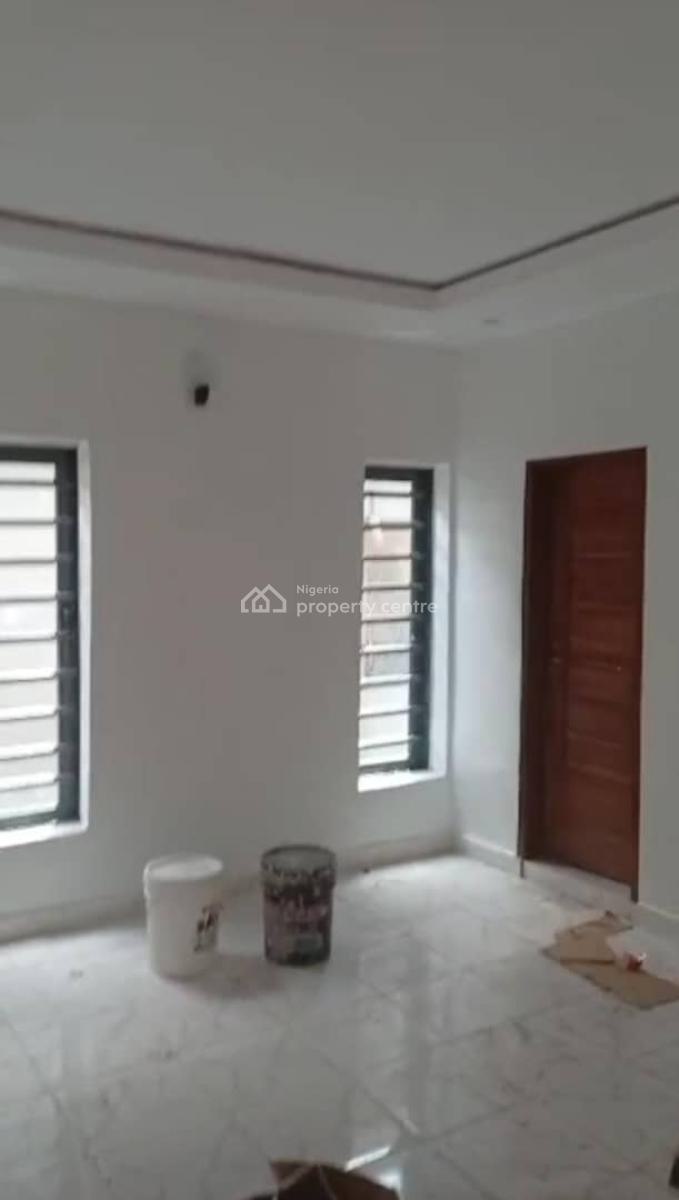 Newly Built 2bedroom Flat, Off Adetola Aguda, Surulere, Lagos, Flat / Apartment for Rent
