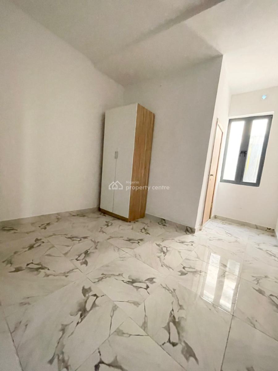 Distress Beautiful Newly Built 4bedroom Terrace Duplex, Abraham Adesanya, Ajah, Lagos, Terraced Duplex for Sale