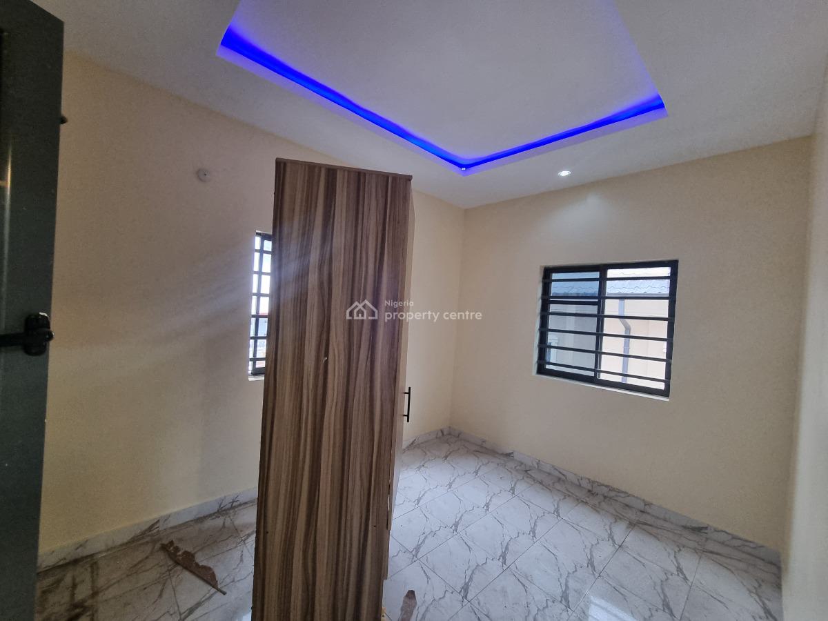 Tastefully Built Mini Flat, Toyin Street, Bariga, Shomolu, Lagos, Mini Flat (room and Parlour) for Rent