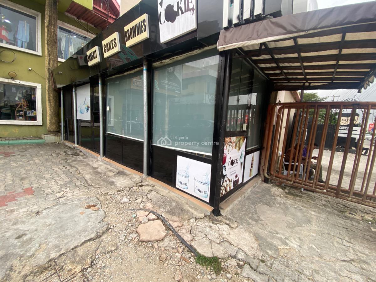 Shop Space Good for Sharwama, Grills and Etc, Off Admiralty Way Lekki Phase 1, Lekki Phase 1, Lekki, Lagos, Restaurant / Bar for Rent