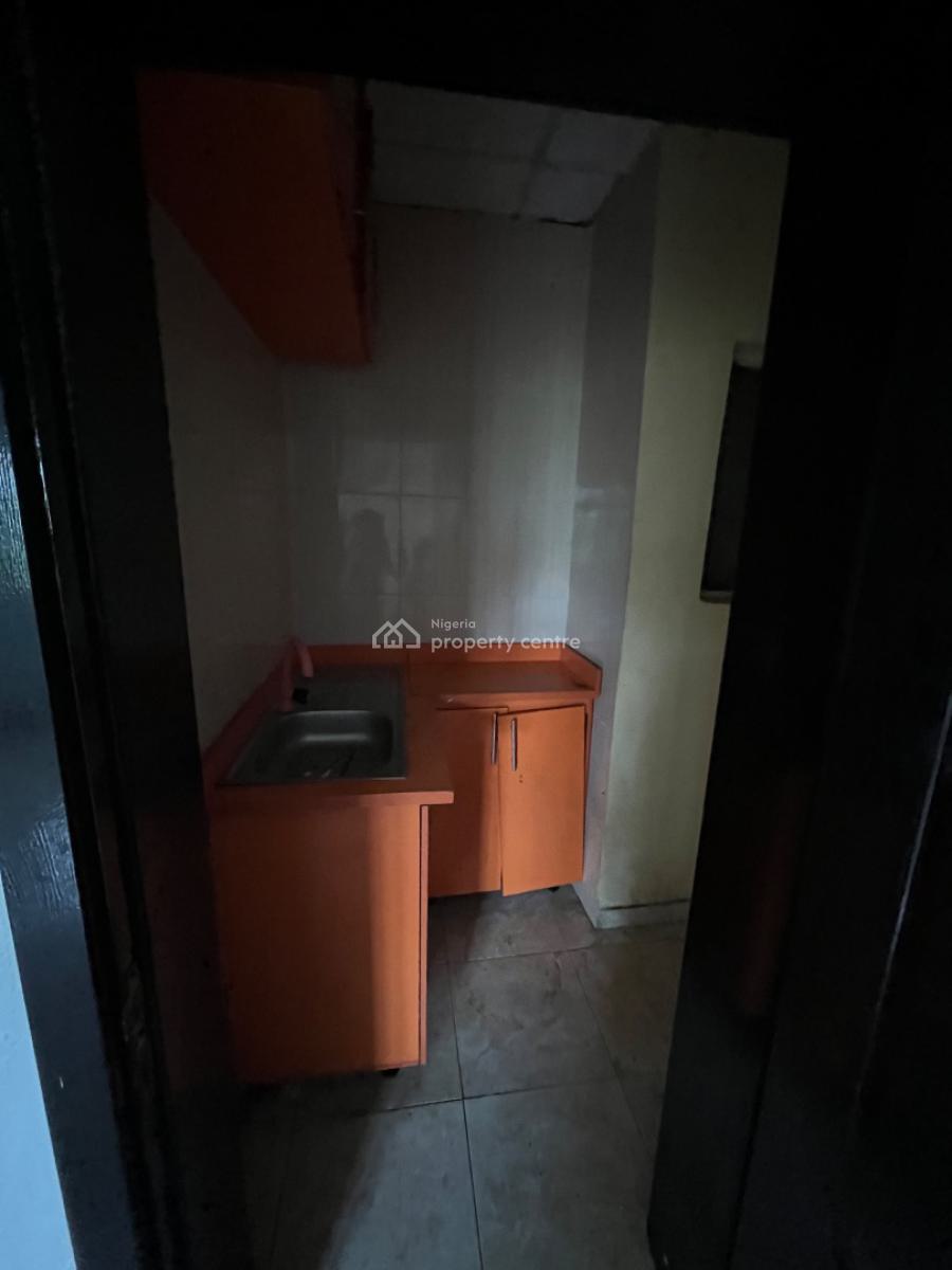 Luxury Spacious Room and Parlor, Abraham Adesanya Scheme, Ajah, Lagos, Mini Flat (room and Parlour) for Rent