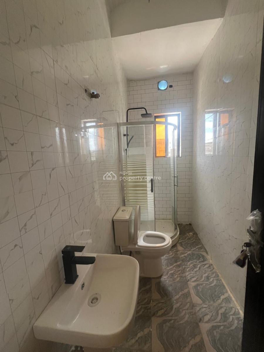 Luxury 4 Bedroom Terrace Duplex + Bq  Guzape, Guzape, Guzape District, Abuja, Terraced Duplex for Rent